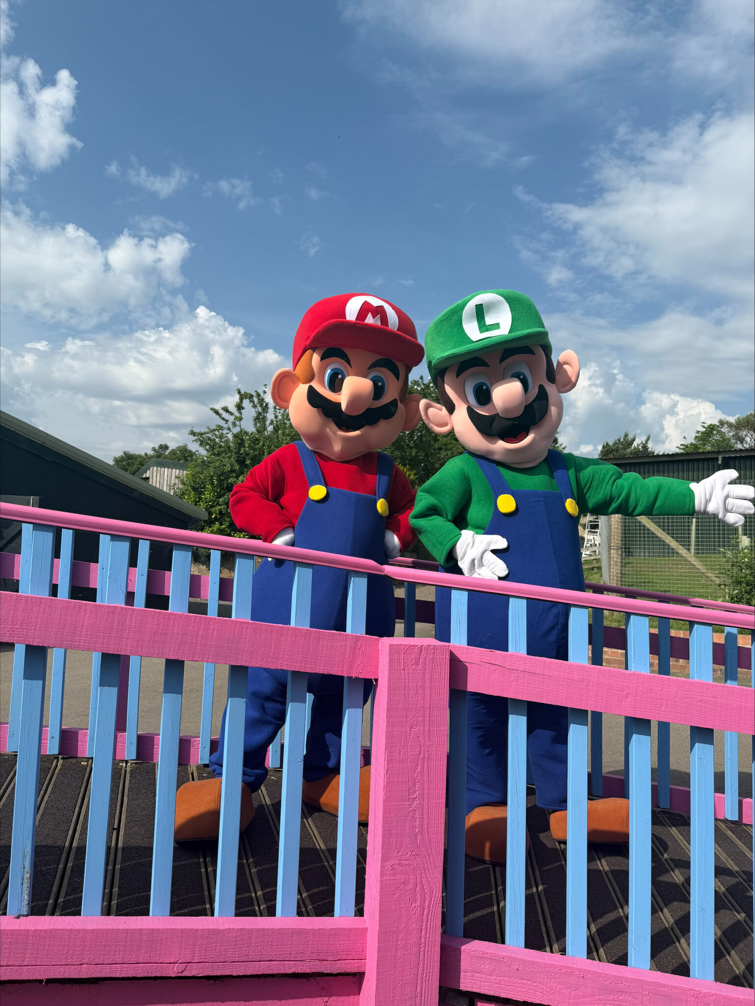 Summer Holiday Fun - Super Weekend Adventure