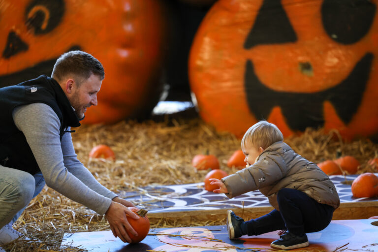 Image for Book Tots Pumpkin Party Today!